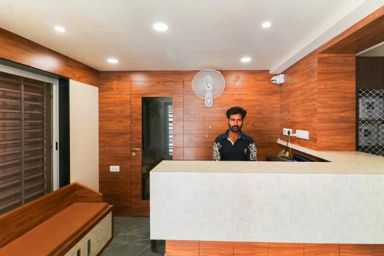 Oyo 63903 Hotel Shree Ram Villa Dwārka Εξωτερικό φωτογραφία